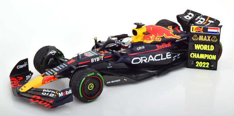 ミニチャンプス 1/18 赤いことブル RB18 勝ちえる ジャパンGP 世界はやりっ子 2022 Verstappen 窪溜まりゲーム盤付き添い人 1602台押さえるMinichamps 1:18 Red Bull RB18 Winner GP Japan World Champion 2022 Verstappen with Pitboard Limited Edition 1602 pcs