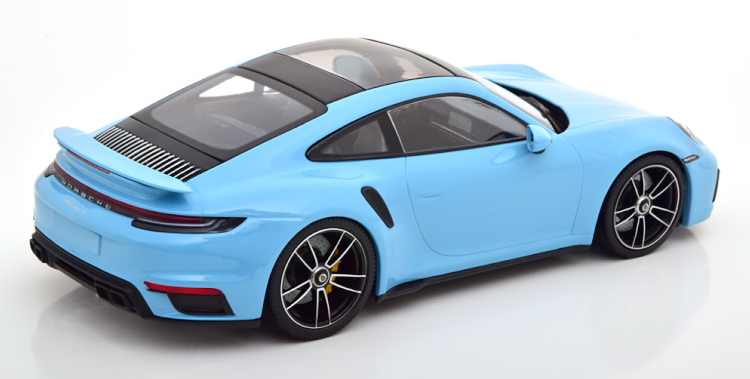 ミニチャンプス 18 ポルシェ Edition Turbo 992 1:18 911 lightblue