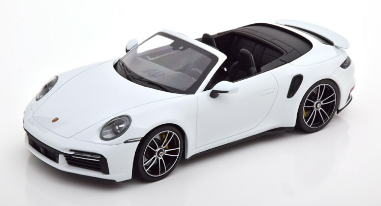 楽天市場】ミニチャンプス 1/18 ポルシェ 911 992 カレラ 4S