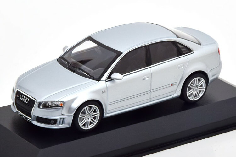 ミニチャンプス 1/43 アウディRS4 サルーン 2004 シルバー マキシチャンプス コレクションMinichamps 1:43 Audi RS4 Saloon 2004 silver Maxichamps Collection｜Reowide モデルカー カタログ SHOP