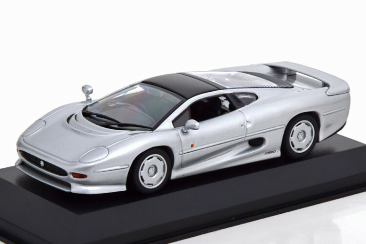 楽天市場】1/43 ジャガー XK クーペ シルバー 2005