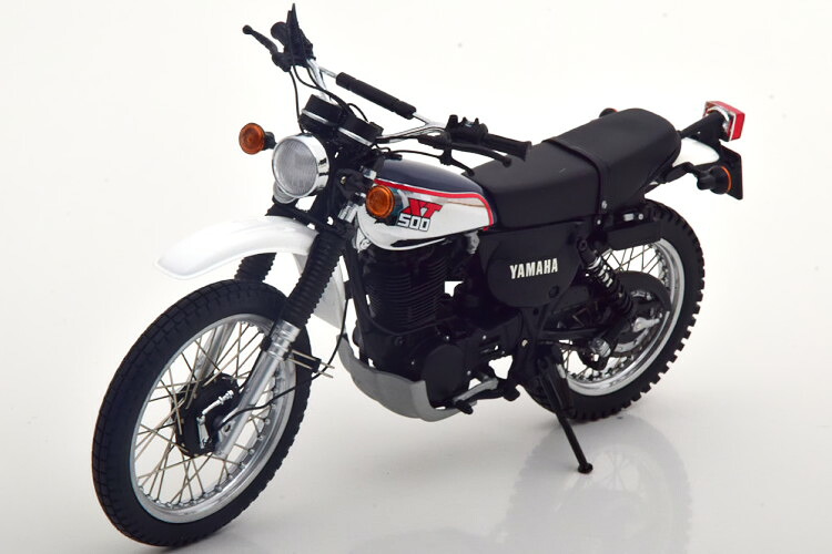 ミニチャンプス 1/12 ヤマハ XT 500 1986 うす暗い青み 白いこと Minichamps 1:12 Yamaha XT 500 1986 darkblue white