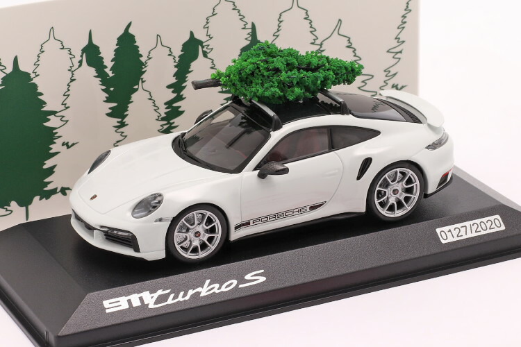 楽天市場】ミニチャンプス 1/43 ポルシェ タイカン ターボ S