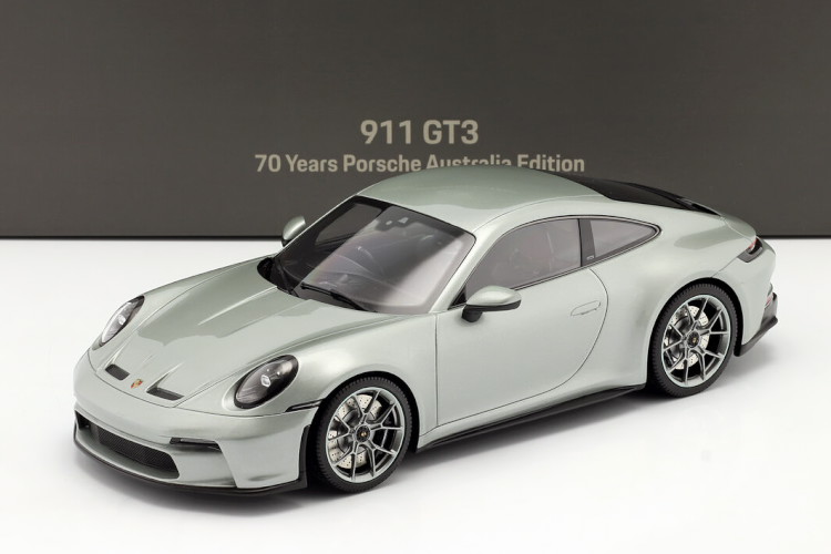 楽天市場】スパーク 1/18 ポルシェ 911(992) GT3 2022 テレスト グレー 