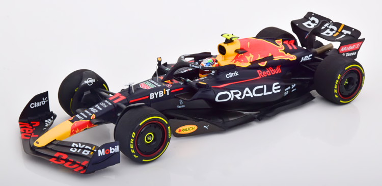 ミニチャンプス 1/18 レッドブル RB18 優勝 シンガポール GP 2022 240台限定 Minichamps 1:18 Red Bull RB18 Winner GP Singapore 2022 Perez Limited Edition 240 pcs