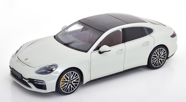 楽天市場】ミニチャンプス 1/18 ポルシェ パナメーラ ターボ S