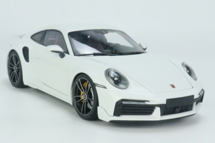 楽天市場】ミニチャンプス 1/18 ポルシェ 911 GT3 (991-2) 2017 楽天市場】ミニチャンプス 1/18 ポルシェ 911 GT3 (991-2) 2017