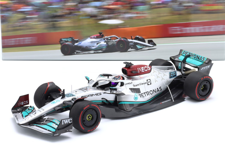 1/18 ミニチャンプス メルセデスAMG W13 G.ラッセル ミニチャンプス 1/43 2022年 メルセデス AMG W13 ジョージ