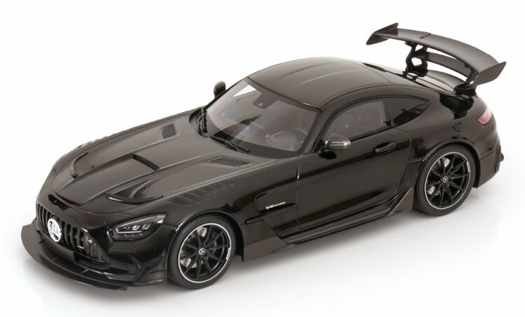 メルセデスベンツ　EクラスMINICHAMPS 1:18 黒 Amazon | 京商 メルセデス ベンツ Eクラス ワゴン 1/18 ミニカー