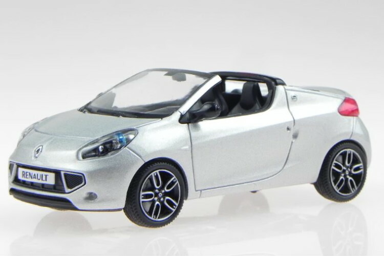 ミニチャンプス　ルノーR.S.20 ダニエル・リカルド　アイフェルGP 1/43 Amazon | MINICHAMPS 1/43 ルノー DP ワールド F1 チーム R.S.20
