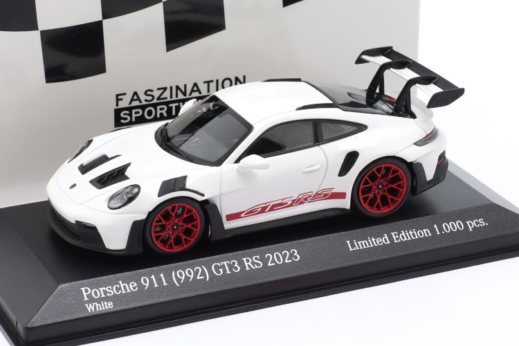 楽天市場】ミニチャンプス 1/43 ポルシェ 911 (992) GT3 RS 2023 500台限定Minichamps 1:43 Porsche  911 (992) GT3 RS 2023 white / silver rims & decor limitation 500 pcs :  Reowide モデルカー カタログ SHOP