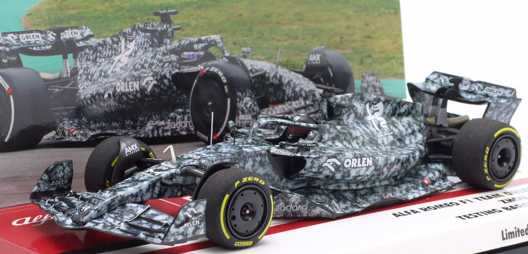 ミニチャンプス 1/43 周冠宇C42 数式1 バルセロナ取り調べる 2022 222台押さえるMinichamps 1:43 Zhou Guanyu Alfa Romeo C42 formula 1 test Barcelona 2022  Limited 222 pcs