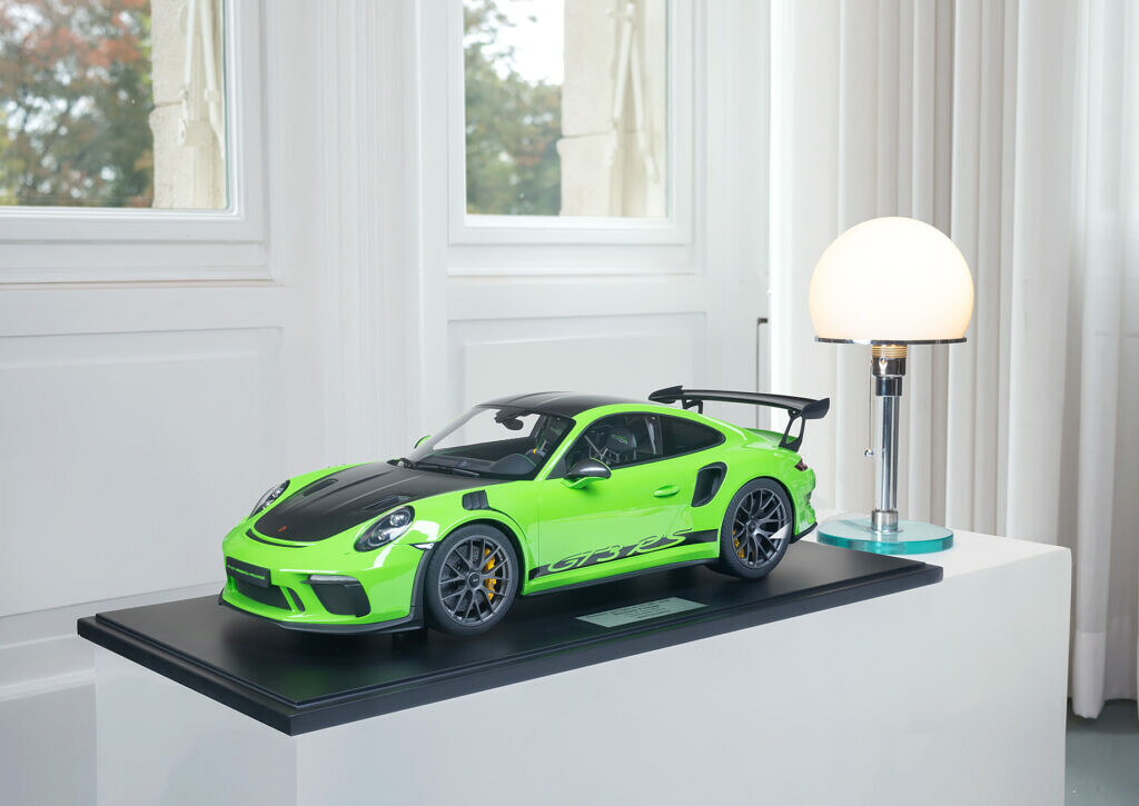 ミニチャンプス 1/8 ポルシェ 911 (991.2) GT3RS 2018 リザードグリーン(WEISSACHPAKET) (191) 99台制限事項Minichamps 1:8 Porsche 911 (991.2) GT3RS 2018 LIZARDGR・・N (WEISSACHPAKET) (191) limited: Only 99 copies
