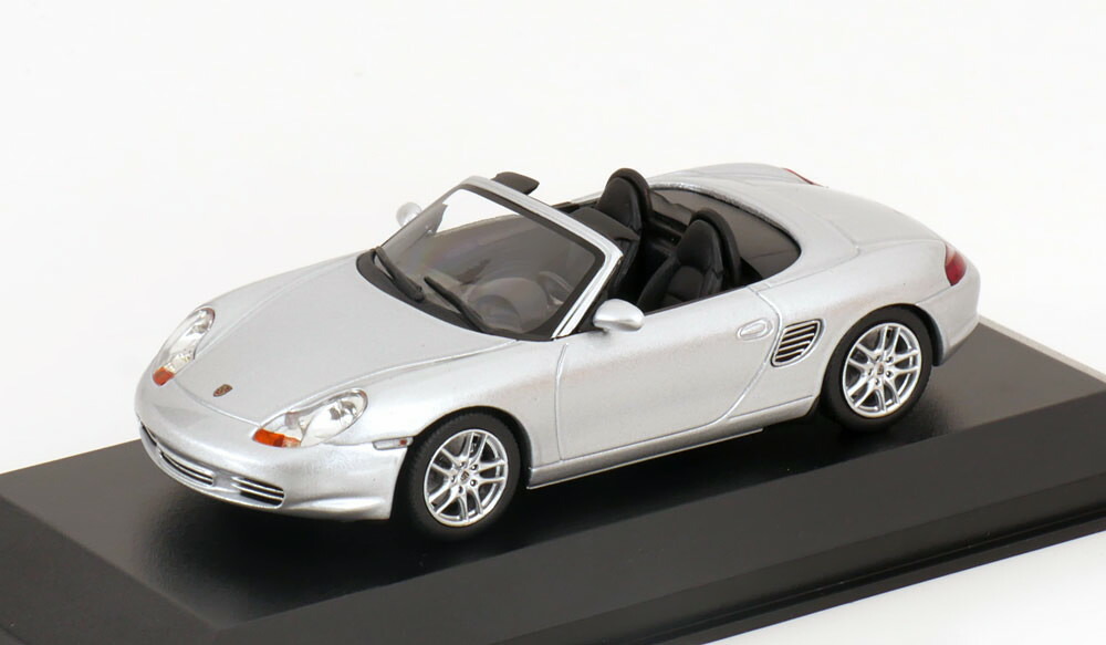 718 ボクスター　スタイルエディション 1/43 ミニチャンプス ルビー 718 ボクスター スタイルエディション 1/43 ミニチャンプス