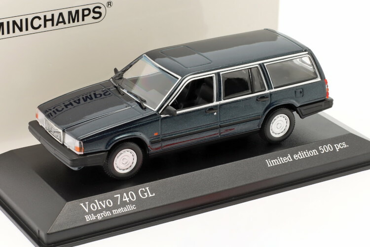 ミニチャンプス MINICHAMPS 1/43 ミニカー ボルボ Volvo 楽天市場】ミニチャンプス 1/43 ボルボ 121 アマゾン 1966
