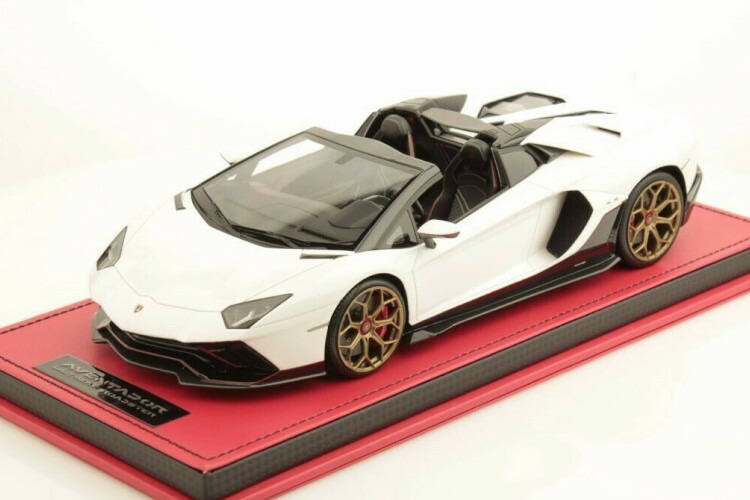 MRコレクション 1/18 ランボルギーニ アヴェンタドール 限定カラー MRコレクション 1/18 ランボルギーニ アヴェンタドール