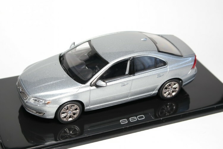 ミニカー　1/43 ボルボ S60 2018 Osmium(グレー) [870011] ボルボ S60 2018 Osmium グレー (ミニカー) - ホビーサーチ ミニカー