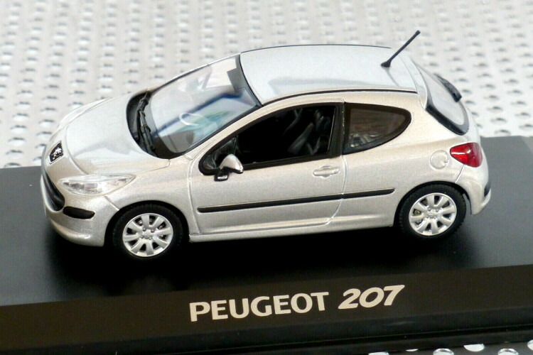 1/18 ノレブ製モデルカー　プジョー 207 cc ホワイト 楽天市場】ノレブ 1/18 プジョーRCZ 2012 パールホワイト