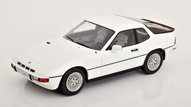 1/18 ポルシェ928S 1/18 ポルシェ928S 1979 Porsche シルバー COUPE MGC製ダイ