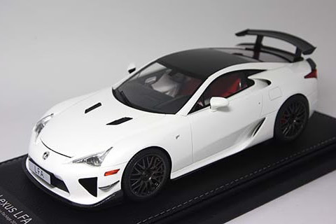 ピーコ 18 トヨタ w LFA LFA white ニュルブルクリンク Nurburgring