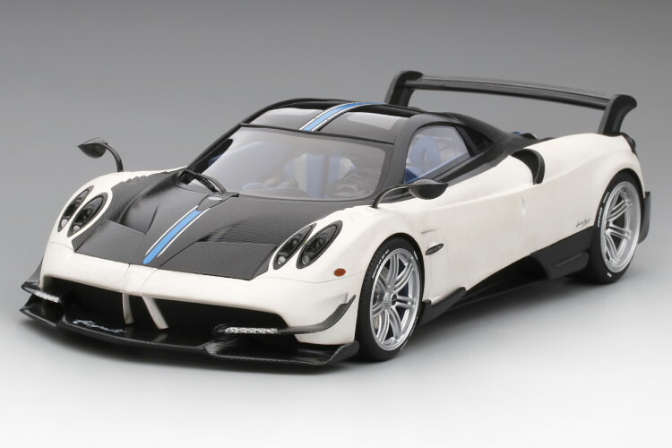 楽天市場】LCD-MODEL 1/18 パガーニ ウアイラ BC 2016 シルバー
