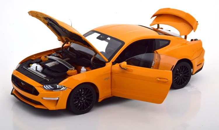 ダイキャストマスターズ 1 18 フォード マスタング Gt 19 メタリックオレンジ Diecast Masters 1 18 Ford Mustang Gt 19 Orangemetallic Newbyresnursery Com