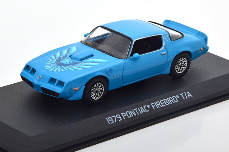 ファイアーバード 80s FIREBIRD vs '84 PONTIAC FIREBIRDのレビュー！どこが