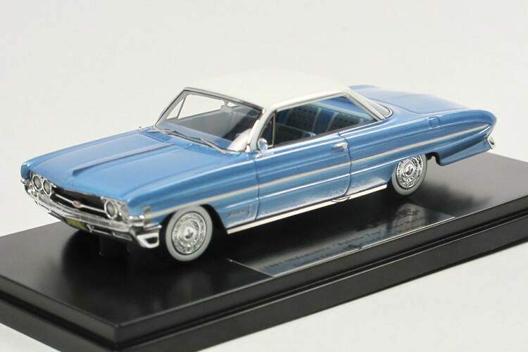 ゴールドバーグ コレクション 1 43 オールズモビル 98 ナインティエイト バブルトップ 1961 ブルーメタリックGoldvarg Collection 1:43 Oldsmobile 98 Ninety-Eight Bubble Top 1961 blue metallic