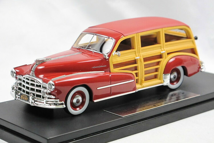 ゴールドバーグ 寄せ合わせ 1/43 ポンティアック 流れ伝達ルート ウッディ ステイション 手押し車 1948 赤いことGoldvarg Collection 1:43 Pontiac Streamlined Woodie Station Wagon 1948 Rio Red