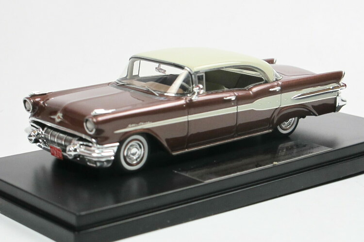 ゴールドバーグ 寄せ合わせ 1/43 ポンティアック はやりっ子 旗がしら 4部屋の入り口 捉え所のないとっ始め 1957 赤銅色Goldvarg Collection 1:43 Pontiac Star Chief 4-Door Hardtop 1957 Brown