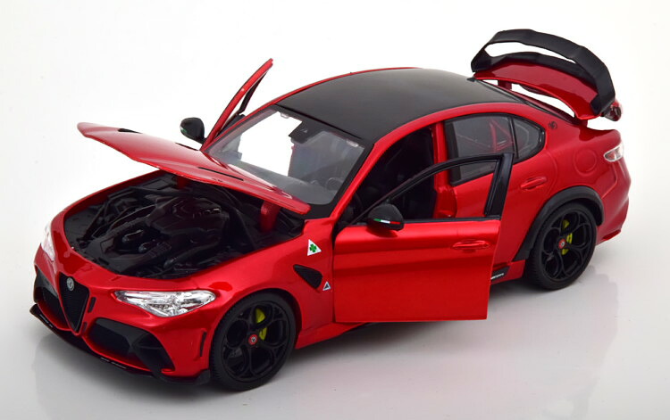 ブラーゴ 1/18 アルファロメオ ジュリア GTAm 2020 レッドメタリック 開閉 Bburago 1:18 Alfa Romeo Giulia GTAm 2020 redmetallic