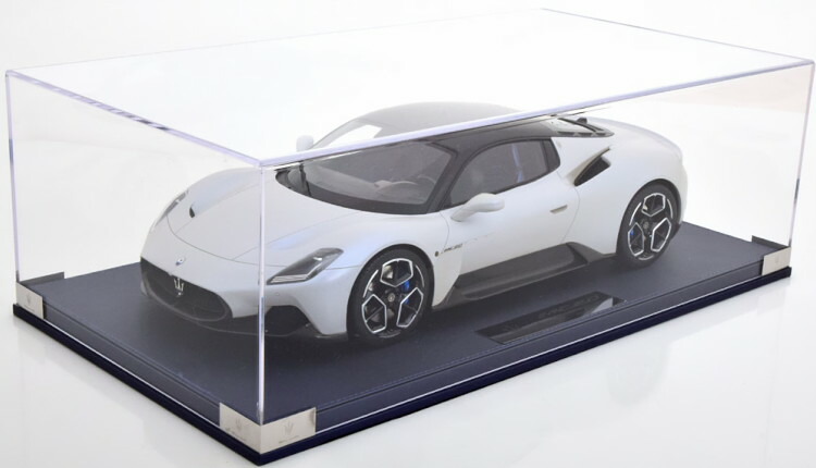 楽天市場】NEO SCALE MODELS 1/43 マセラティ クアトロポルテ 4.9