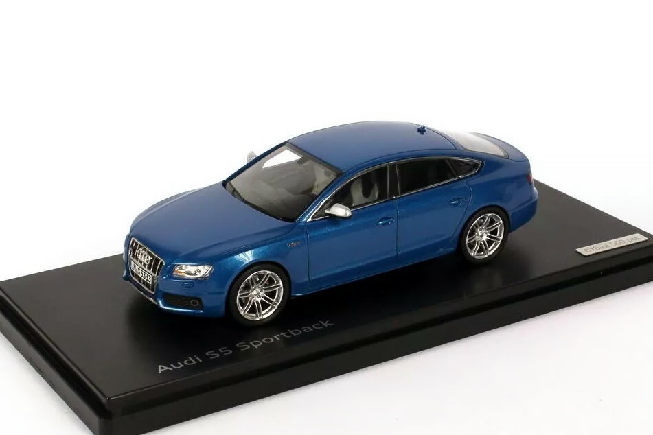 楽天市場】GTスピリット 1/18 アウディ RS5 クーペ 2020 ブルー 楽天市場】GTスピリット 1/18 アウディ RS5 クーペ 2020 ブルー