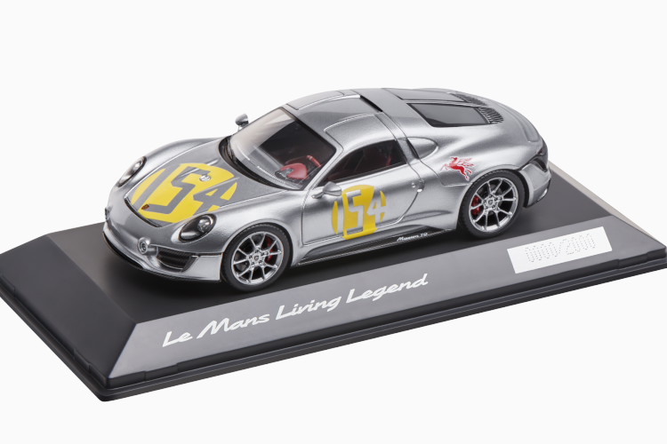 1/43 特注 スパーク ポルシェ 911(992) スポーツクラシック ブルー 楽天市場】PORSCHE特注 1/43 ポルシェ911 スポーツ クラシック