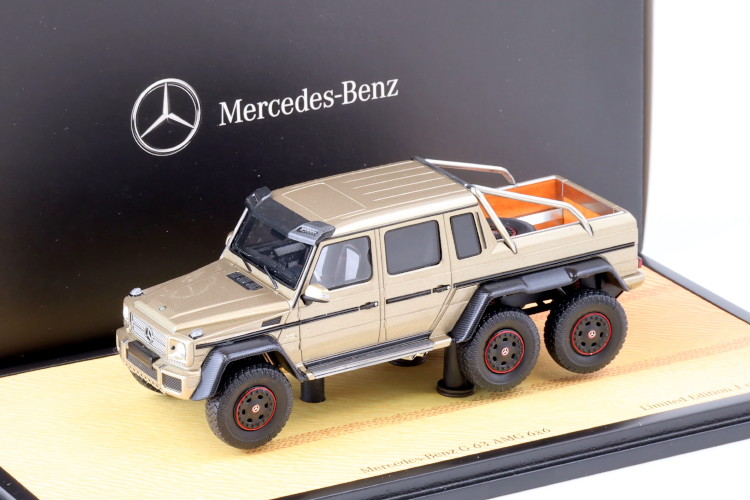 スパーク 1/43 メルセデス G63 AMG 6x6 サニディンベージュメタリック ディーラーバージョン Spark 1:43 Mercedes G63 AMG 6x6 Sanidinbeige metallic DEALER VERSION｜Reowide モデルカー カタログ SHOP