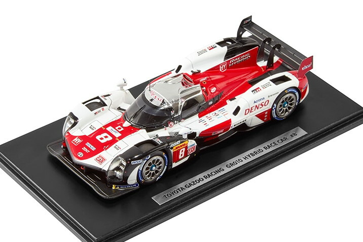スパーク1/432022年トヨタGR010ハイブリッド8号車、ル・マン総合優勝 スパーク1/432022年トヨタGR010ハイブリッド8号車、ル・マン総合
