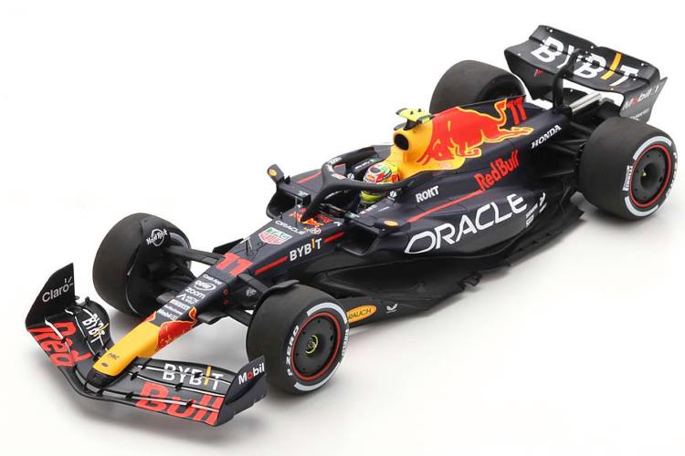 スパーク 1/18 Oracle Red Bull Racing RB18 新品 Amazon.co.jp: Spark 1/18 Red Bull F1 RB18 #1 Verstappen