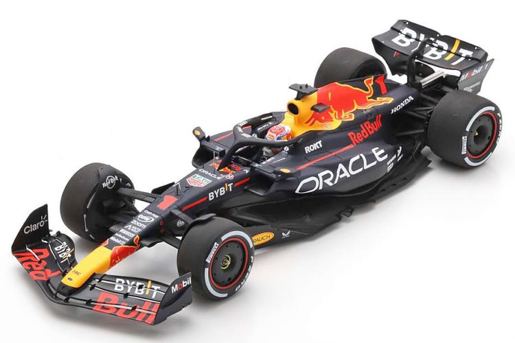 スパーク 1/18 レッドブル RB19 優勝 バーレーンGP ワールドチャンピオン 2023 Verstappen ショーケース付き Spark 1:18 Red Bull RB19 Winner GP Bahrain World Champion 2023 Verstappen with ShowCase