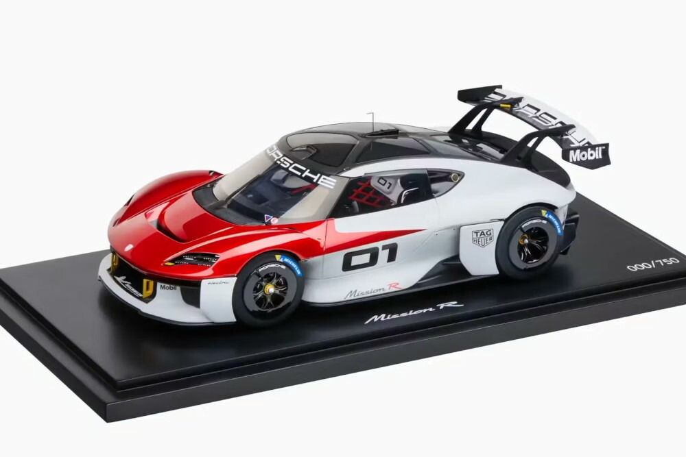 1/43 特注 ポルシェ Mission E Cross Turismo imgrc0166205315.jpg