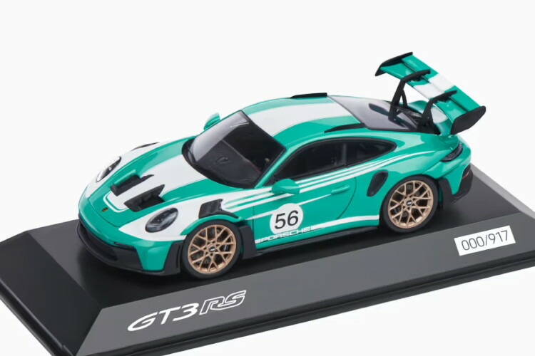 1/43 特注 スパーク ポルシェ 911 992 GT3RS ホワイト/ブルー 楽天市場】スパーク 1/43 ポルシェ 911 (992) GT3 RS 2023