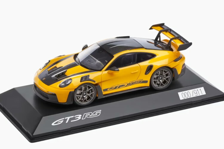 1/43 特注 スパーク ポルシェ 911 992 GT3RS レッド ポルシェ特注 スパーク 1/43 ポルシェ 911 992 GT3 RS #911