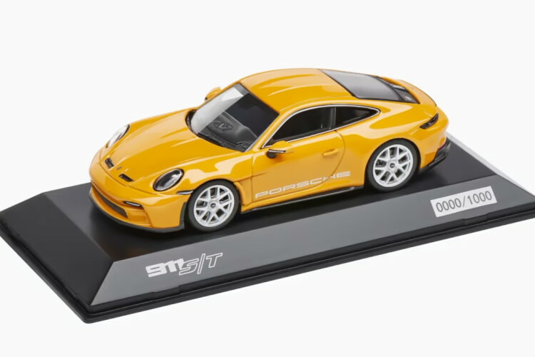 楽天市場】ポルシェ特注 ミニチャンプス 1/43 ポルシェ 911