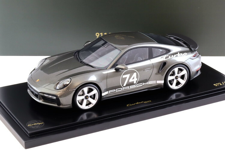 イグニッションモデル　ポルシェ911 ターボ　シルバー 1/18 1/18 イグニッションモデル IG0949 ポルシェ 911 (930) ターボ
