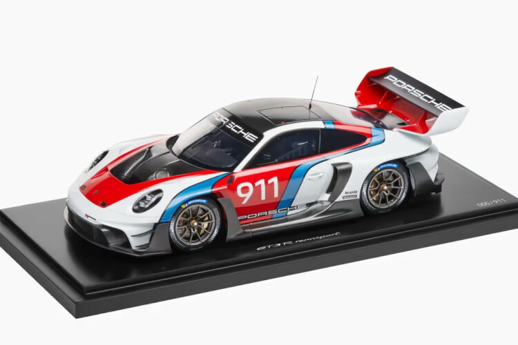 楽天市場】スパーク 1/18 ポルシェ 911 RSR-19 レキシー #56 ル