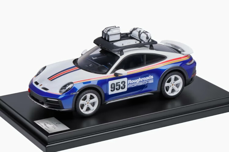 ポルシェ特注 ぴかぴか光る 1/12 ポルシェ 911 992 ダカール #953 ラフロード ラリーひな形包み 300台押さえるSpark 1:12 Porsche 911 (992) Dakar N953 Roughroads rally Design package Limited 300 pcs