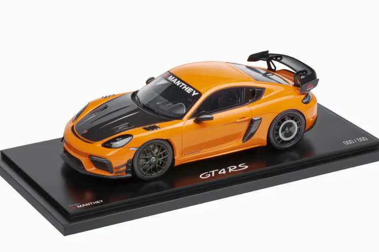 ポルシェ特注 ぴかぴか光る 1/18 ポルシェ 718 ケイマン GT4 RS 982 マン五分五分一揃いの道具 2024 淡彩オレンジ色 500台押さえるSPARK 1:18 Porsche 718 Cayman GT4 RS 982 Manthey Kit 2024