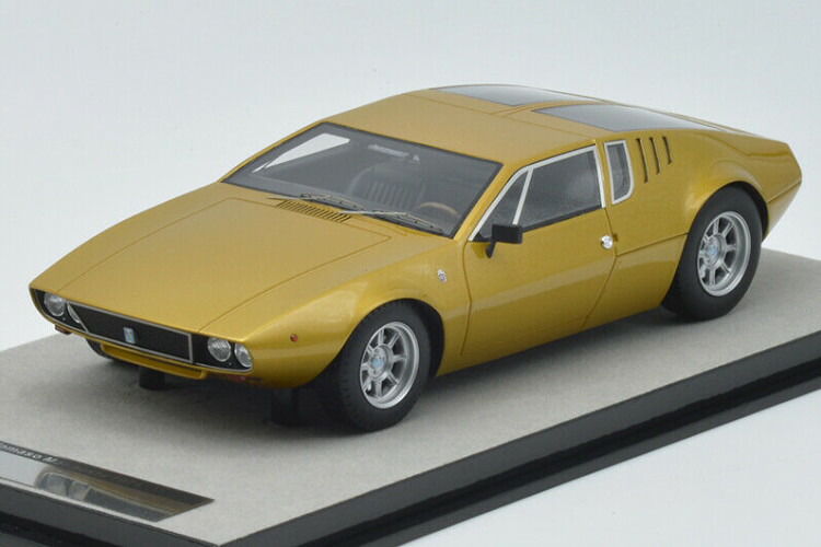ミニカー　1/18 デ・トマソ・マングスタ スパイダー 1966(ライトメタリックブルー) [TM18-269D] 楽天市場】テクノモデル 1/18 デ・トマソ マングスタ スパイダー