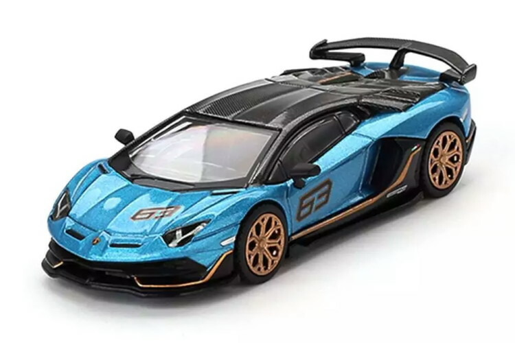 楽天市場】PGM 1/64 ランボルギーニ アヴェンタドール LB LP 700