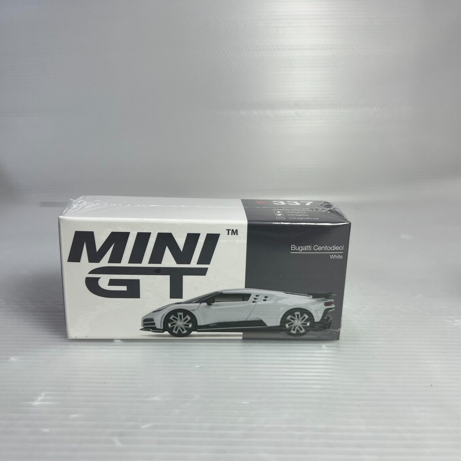 楽天市場】TSM MINI GT 1/64 ブガッティ シロン ピュアスポーツ LHD