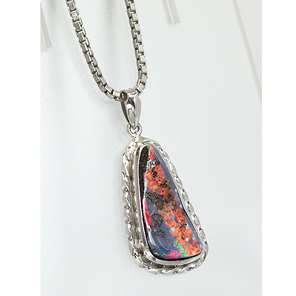 [現品限り！在庫あり] ■プラチナ Pt900 Pt850【ブラックオパール プチペンダント】2.55ct 誕生石 10月 おしゃれ 神秘的 個性的 華やか レディース メンズ ベネチアンチェーン O-7808【楽ギフ_包装選択】